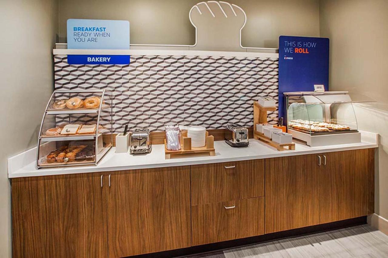 Holiday Inn Express Hotel & Suites Sacramento Airport Natomas, An Ihg Hotel Eksteriør bilde